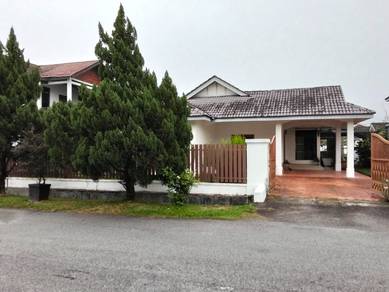 A single storey bungalow for sale in Taman Hulu Langat Jaya