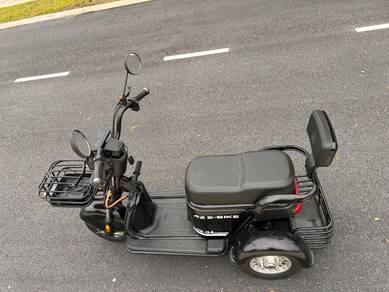 AZ E-Bike AZ-04 Electric Tricycle