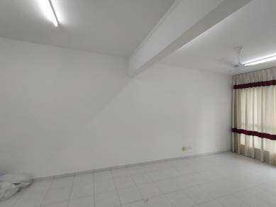 I-Santorini | 3 Car Park | Worth Buy | Near Quayside, Brezza
