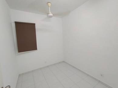 I-Santorini | 3 Car Park | Worth Buy | Near Quayside, Brezza
