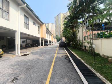 Townhouse Villa Pawana, Kuala Lumpur