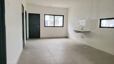 3 Unit Lagi Rumah Landed 22x75. 4R4B @ Seremban. Dekat KPJ & Palm Mall