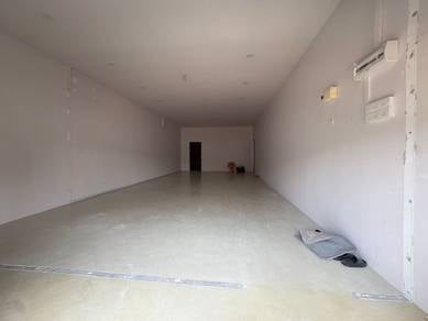 FACING ROAD Ground Floor Shoplot Taman Jasin Perdana Botani 
