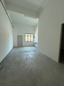 FACING ROAD Ground Floor Shoplot Taman Jasin Perdana Botani 