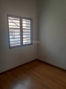 Kota Bayuemas, Klang Basic Unit Near bukit tinggi 2 Partially furnishe