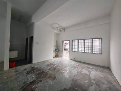 Bandar Botanic, Klang Jalan Mahogani 5 Bawah MRT Station