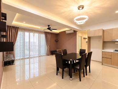 90% near to fully furnished ,Gravit 8 , 3 bed 2 bath with 3 car park