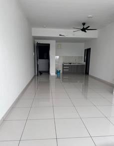 Kiara Plaza Semenyih | Semi Furnished | 3R2B | Exit LEKAS & Billion