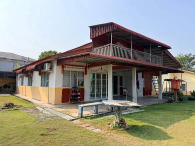 Melaka Taman Perwira Cheng Single Storey Bungalow With Spacious Land