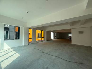 1st floor【Endlot】3 Storey Shoplot, Avenue 3 Medan Puteri, Tasik Puteri
