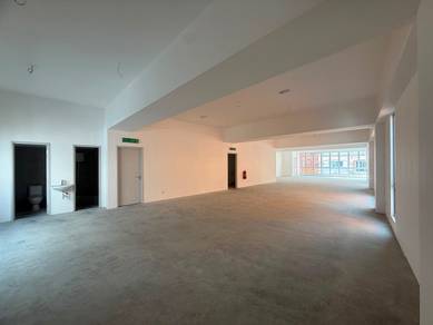 1st floor【Endlot】3 Storey Shoplot, Avenue 3 Medan Puteri, Tasik Puteri