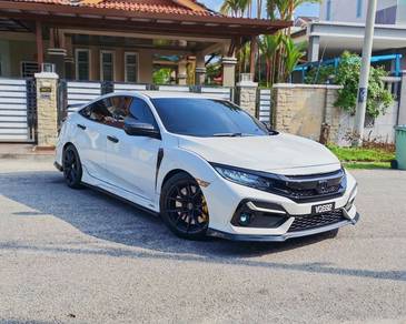 CIVIC FC 2017 FULLY LOADED 1.8 with PADDLE SHIFT