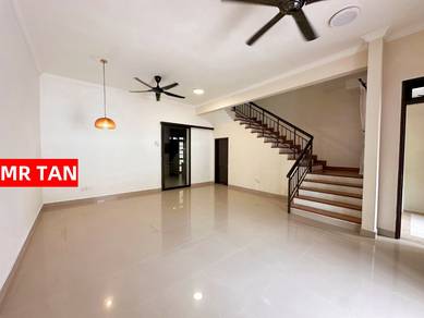 [🌟RENOVATED🌟] Puchong Kinrara BK 5 Hening 2 Sty House 22x75 Gated