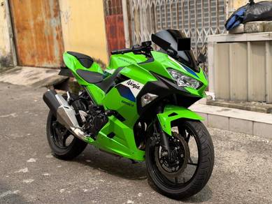 feature ad LOW MILLEAGE Kawasaki Ninja 250 Ninja250 depo0 OTR