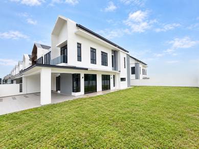 Palmyra Sanctuary @ Setia Tropika (Corner Semi D for Sale)