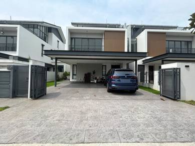 3 Storey Semi-D, Trilia Residence, Bukit Jelutong Shah Alam, Selangor