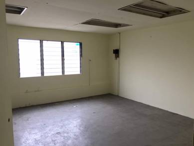 1.5 Storey Link Factory At Kawasan Perindustrian Klang