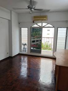 CORNER FIXED CARPARK DESA DELIMA APT 3-ROOMS MASTEROOM Attac.bathroom