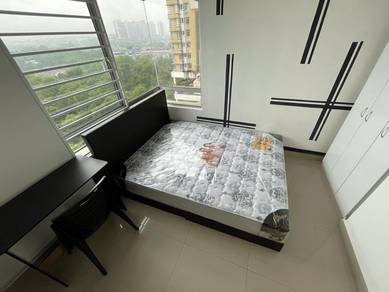 Medium Room at Primau1 Condominium Near Msu Near BatuTiga Zero Deposit