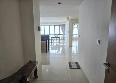 Impiana apartment East Ledang Gelang Patah | 4+1 room