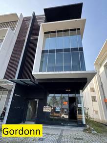 4 Storey Light Industry, Pusat Perniagaan Vorteks, Simpang Ampat