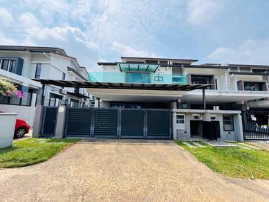 Beautiful Renovated Endlot Double Storey Saffon Hills Denai Alam U16