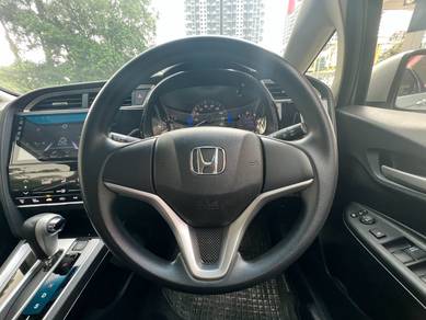 Honda SHUTTLE 1.5 G DBA-GK8 (A)