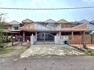 Facing Open Fully Renovated Double Storey Bandar Teknologi Kajang