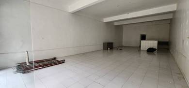 Kota Laksamana Jaya Ground Floor Shop For Rent 马六甲市区底层店铺出租 Limbongan
