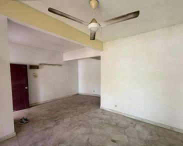 2 Storey Terrace - Taman Pekaka - Concrete - Long car porch