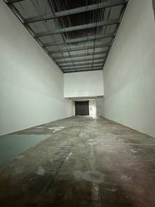 Light industrial 1.5 storey warehouse Sg Tiram near Png Airport GBS