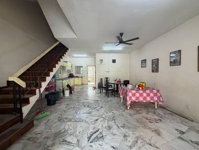 3 Storey House Taman Putri Jaya Cheras Batu 9 [MRT]