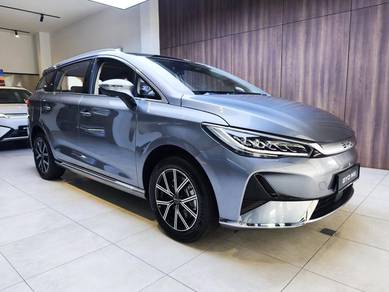 2026 BYD M6 demo unit