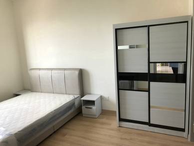 Iconic Vue Full Furnish 2 Car Park Seaview Several Unit Batu Ferringhi