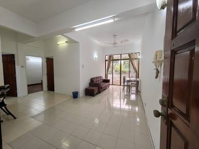 Arratoon court , 1000sf , fully furnish