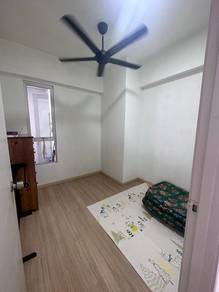 Midas perling 3 bedroom 2 bathroom partially furnished Jb town 2nd lin