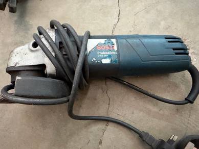 USED 4" Angle Grinder Bosch & Stanley  - B1F1