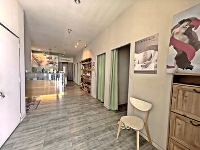 1st Floor Retail Office Puchong Setiawalk Main Road near LRT IOI Mall