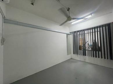 1st Floor Office Room for rent