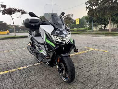 2022 BMW C400GT Scooter 350CC WARRANTY TILL 2027