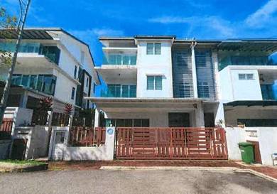 Bank Lelong Bawah Market Freehold 3 Storey SemiD 1080 Residence Kajang
