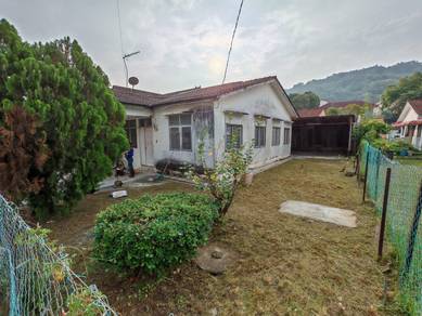 Bayan Lepas Single Semi-Detached 4-Bedrooms LA-2800sf Renovated
