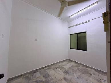 Jalan Silat Gayung / Skudai / 1 Storey Terrace / Baru Selesa Jaya