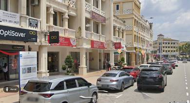 Presint 15,Putrajaya Shop,Facing Mainroad,same row with Public Bank