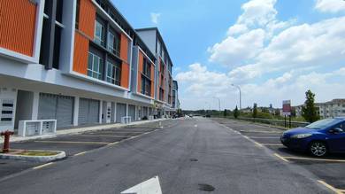2 Units Side-by-Side Shoplot Bdr Tasik Puteri Rawang