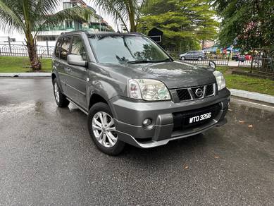 2010 Nissan X-TRAIL 2.5 LUXURY /TIP TOP CONDITION