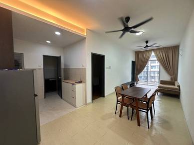 Renovated + Fully Furnished Lakefront Homes Pr1ma Cyberjaya Local Only