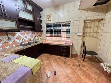 2 sty taman bukit serdang | seri kembangan | Fully renovated | furnish