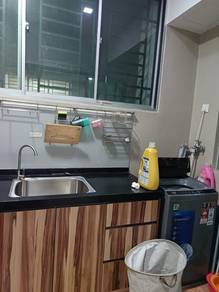 Room for rent@Oug Parkland, Near to Muhibbah LRT Station, OUG