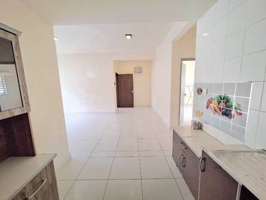 Townhouse Laman Impian, Bandar Botanic, Klang (Ground Floor✅ ) Freehol